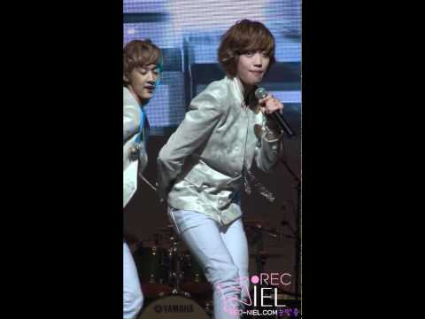 [Fancam]110830 Niel@KBS 3rd Radio 'Follow Your Dreams'  - Hyangsu ppulijima