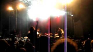 ''l'age de biere'' La pêche aux morons avec mononc' Serge (woodstock en beauce 2009)