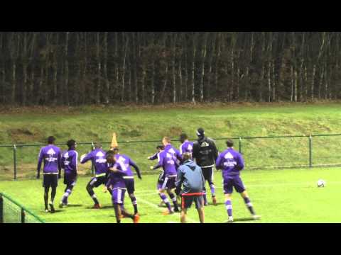 U21 RSC Anderlecht - Standard warming up with Hubert Lemaire