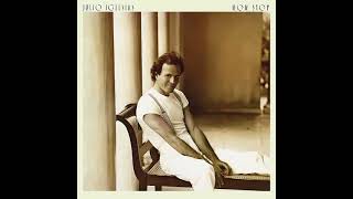 Julio Iglesias - I Know It's Over