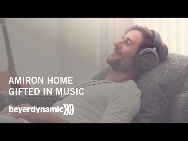 Beyerdynamic Amiron Home Offener kabelgebundener Stereokopfhörer mit Tesla-Technologie, Schwarz video
