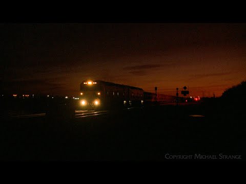 1MC6 Pacific National Grain Train After Sunset (21/8/2022) - PoathTV Australian Railways
