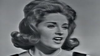 Lesley Gore &quot;Hello, Young Lovers&quot; on The Ed Sullivan Show