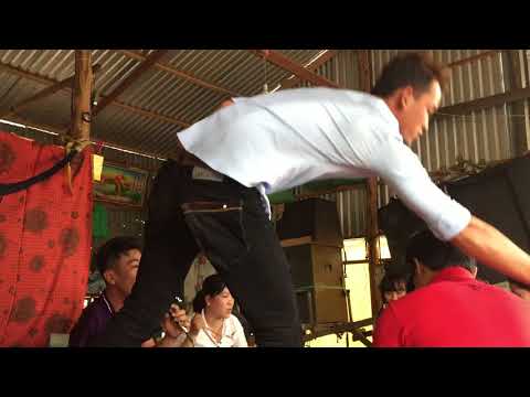 Nghe anh duc hat do sang ngang ma nao long