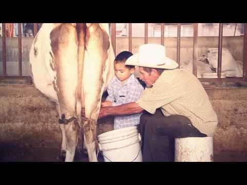 El Komander - Soy De Rancho [Banda] (Video Oficial)