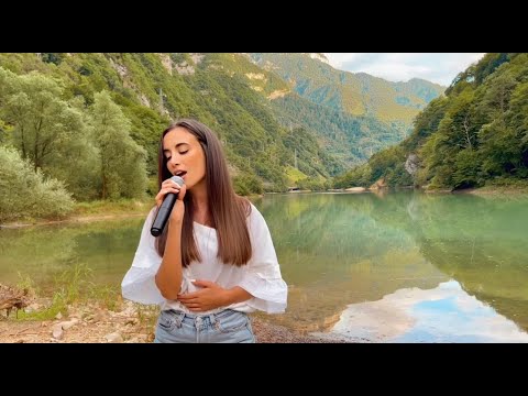 PHOTOGRAPH – Ed Sheeran (Cover Benedetta Caretta)