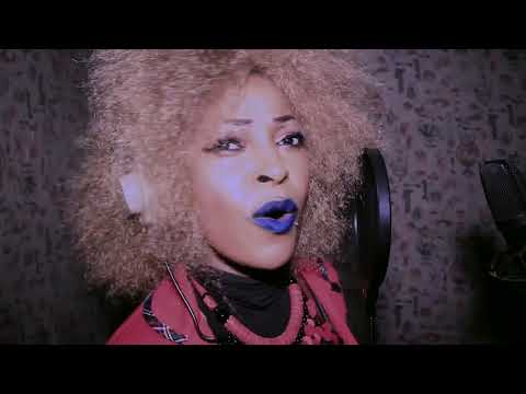 MAMS LA STAR | Comparer | 🇬🇳Official Video 2018 | By Dj.IKK