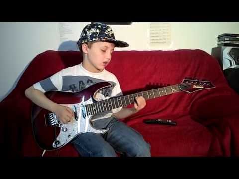 Dustin Tomsen 9 years old improvising a blues song...