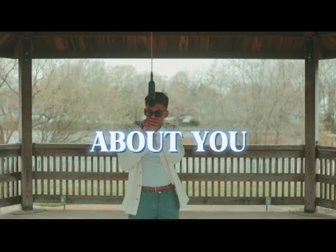 Billi Royce - About You (Live Mic Performance)