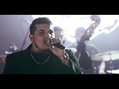Omar Enrique - Besos En Guerra - 30 Aniversario - En Vivo Desde El Poliedro de Caracas (w/ Omar Acedo) on Spotify Charts