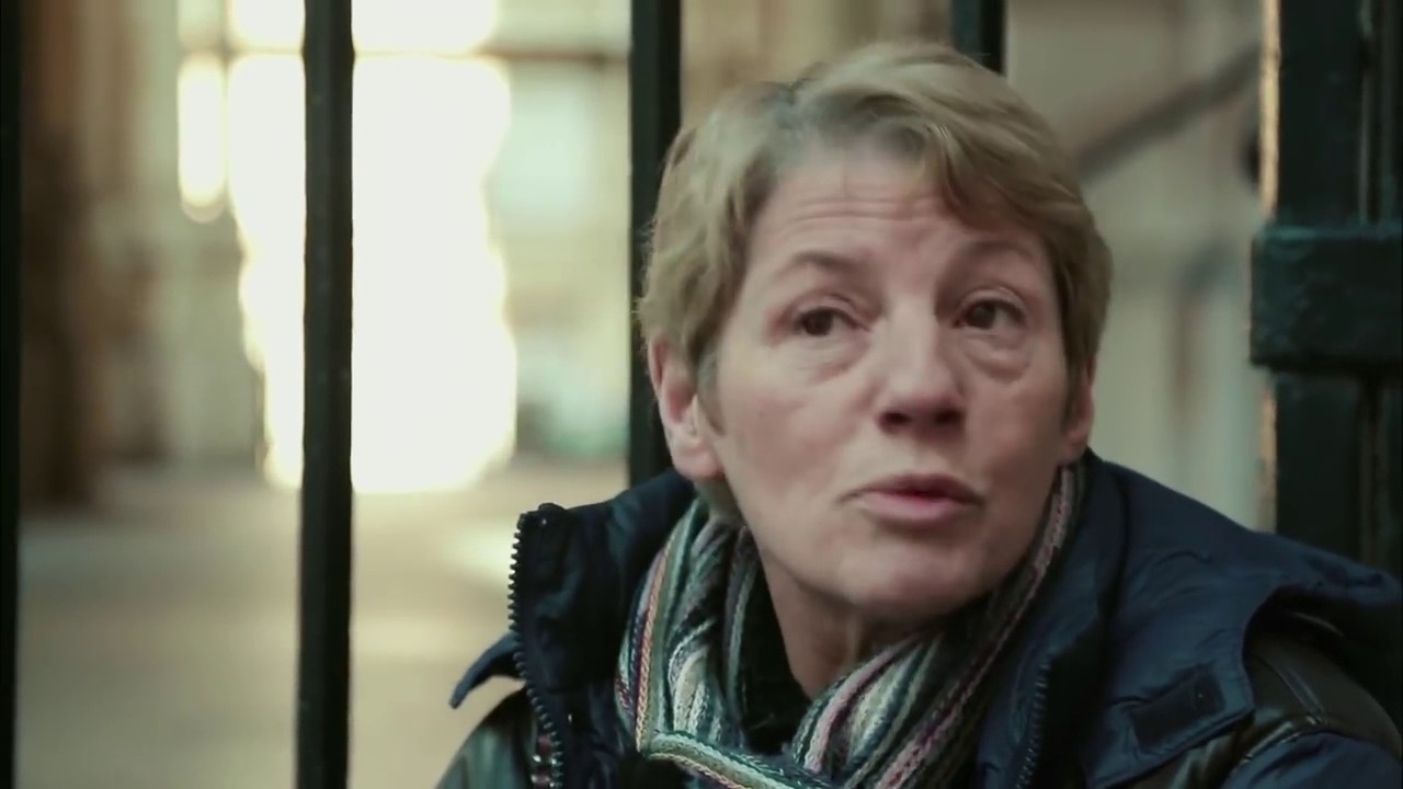 les femmes dans la précarité   Elles sont des dizaines de milliers sans abri   INFRAROUGE