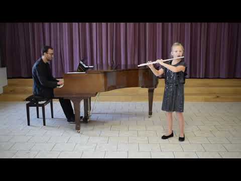 W. Popp «Schwedische Idylle» Op.471, №1. Martyna Łach (flet), 11 lat, kl.4, cykl 6-letni.