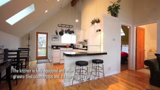 preview picture of video 'Shasta Loft, Downtown Bend Oregon Vacation Homes, Pet Friendly'