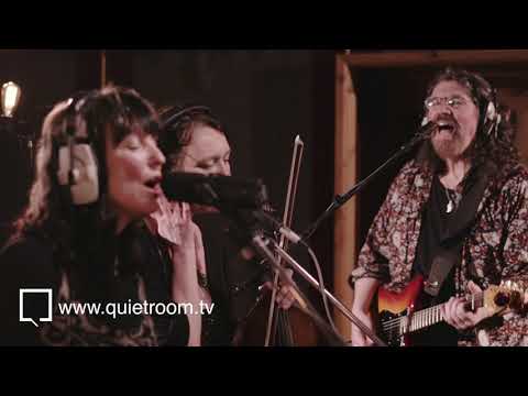 Quill : The Quiet Room Session - Say It Aint So Joe