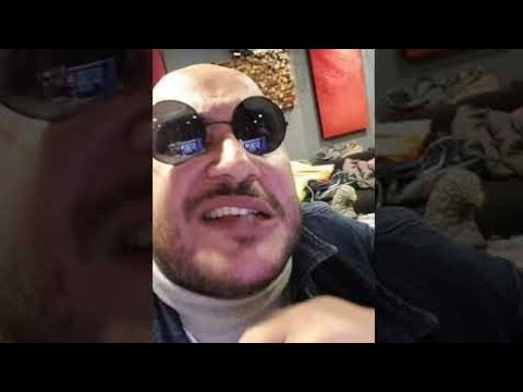 لايڤ احمد بسيونى وهو بيقلد احمد حلمى