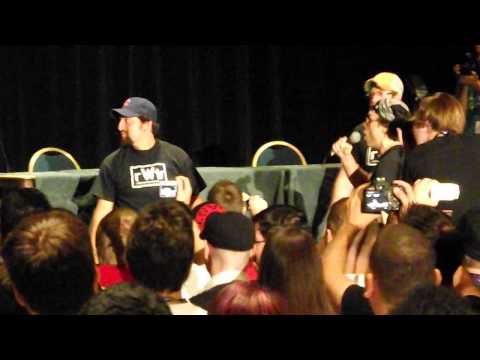 RetroWare TV Crashing Nathan Barnatt's Panel - Okchief420