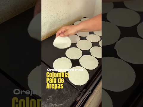 Así se prepara la arepa oreja de perro en Neiva, Huila: tradición de tres generaciones. 🌽🇨🇴