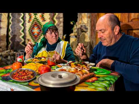 Peaceful Day in the Mountains: Outdoor Breakfast, Apple Skewers, and Homemade Borscht