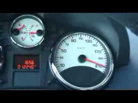 peugeot 207 na autobahn.flv