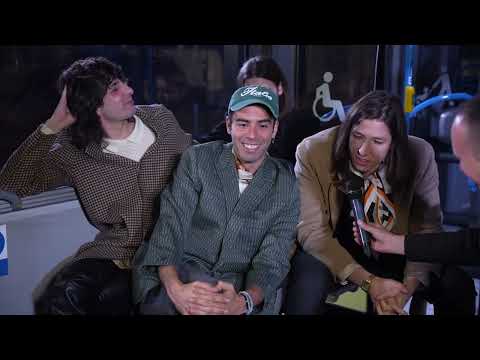 Villáminterjú egy buszban: Ivan and the Parazol :D:D:D