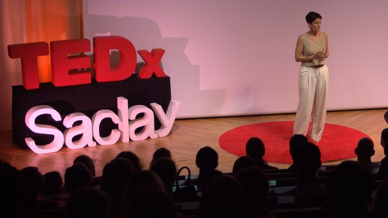 Ecouter la maladie quand elle murmure et non plus quand elle crie | Agnès MARTINEC | TEDxSaclay