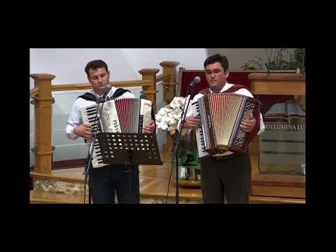 Beni Cibu si Filip Haprian - Nu te uit mama mea!