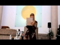 Nuria Durio cantando en la iglesia, Hijo de la luna ...