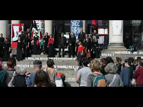 La rue des lilas, chantée devant le théâtre Graslin à Nantes, au 19ème jour d'occupation