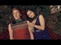 Alo And Poppy Dance