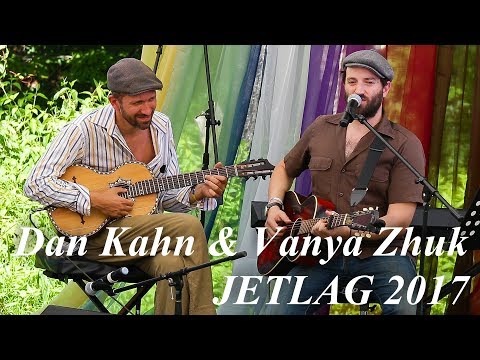 Dan Kahn & Vanya Zhuk - Заезжий музыкант (Б.Окуджава - на англ.яз), JetLag 2017