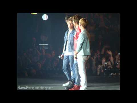 [fancam] 110610 SHINee introducing speech at SMTOWN Paris