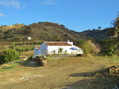 AX1132 - Casa Elsa, rustic country house to renovate inside (outside completed)