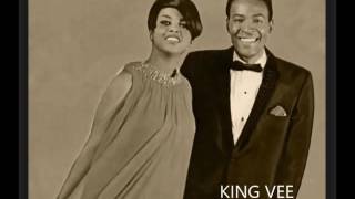 Marvin Gaye with Tammi Terrell  -  Aint Nothing Like The Real Thing