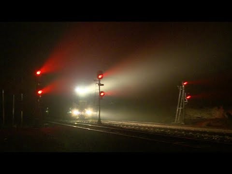 QUBE Grain Train In Night Fog  - PoathTV Australian Railways