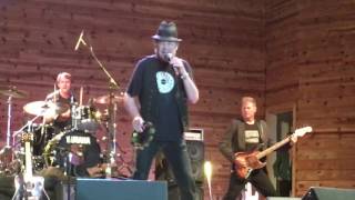 Micky Dolenz 'Pleasant Valley Sunday' + 'Gimmie Some Lovin' - Cal Mid State Fair 7/25/17