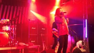 EZ Livin - Take Me (Live @ Der Cult, Nürnberg - 25.11.2014)