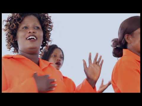 TIYANJANE SWEET MELODIES CHOIR_YEHOVA M'BUSA WANGA