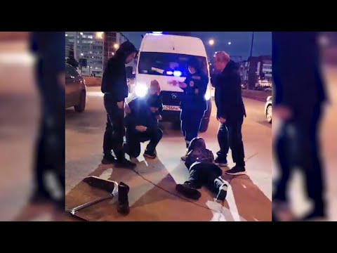 71-летний дедуля на "Гранте" срубил 12-летнего самокатчика на "зебре"