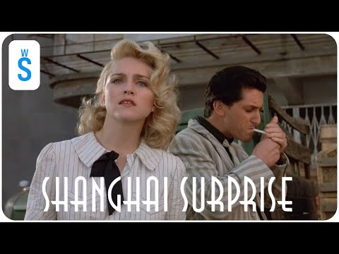 Shanghai Surprise (1986) | Scene: Glendon opens a wicker trunk and discovers opium