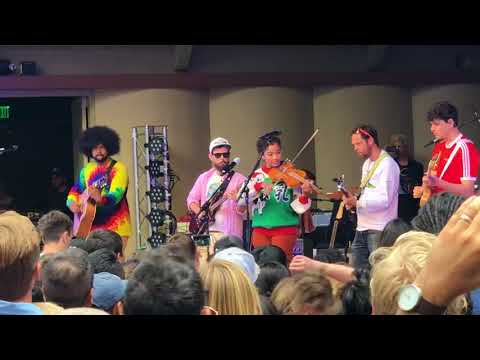 I Think Ur a Contra - Vampire Weekend - Live at Libbey Bowl June 17 2018