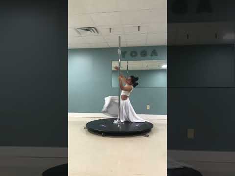 Pole dancing freestyle - Lyrical style