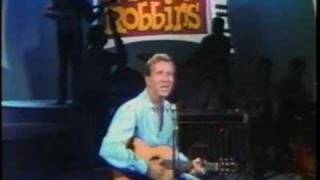 Marty Robbins Singing 'Just Before The Battle Mother.'