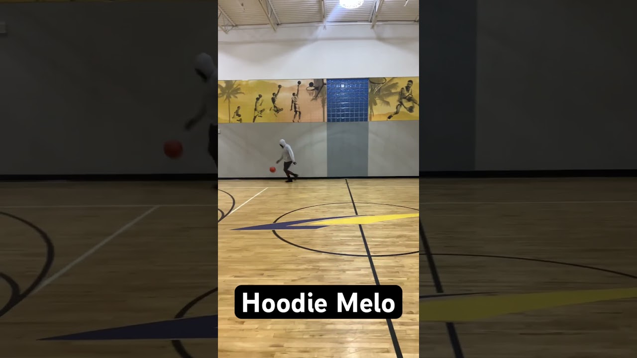 Hoodie Melo is back !!!