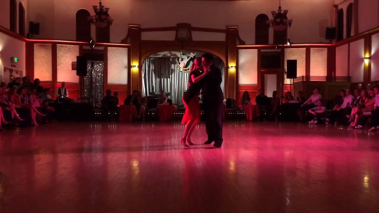 Carlitos Espinoza & Noelia Hurtado: Vals