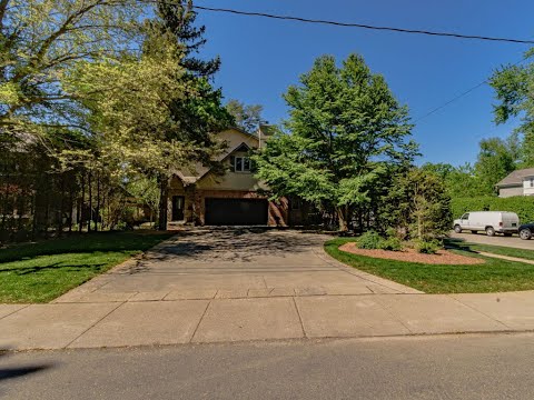 For Sale - 238 Balsam Drive, Oakville, ON L6J 3X5