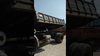 VOLVO F720 250 left hand drive full springs manual pump dump truck for sale image 6 VOLVO F720 250 left hand drive full springs manual pump dump truck image 6