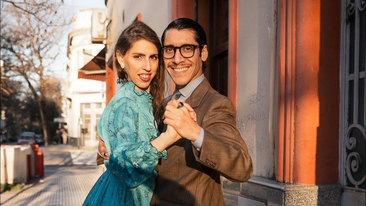 Bailan! María Celeste Cimino & Luciano Millaqueo | Silueta porteña | Milonga |  Junando Milongas®