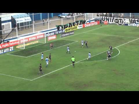 Vasco passa fácil pelo Macaé com dois de Juninho