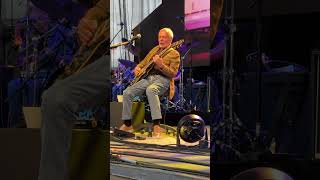 Peter Frampton killing it on guitar solo, Lines on my Face 6/13/25