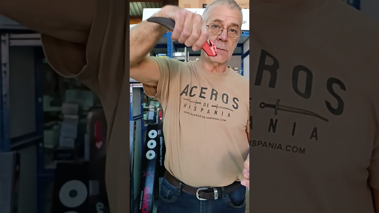 Navaja de rescate Roja. H:8.5 cm